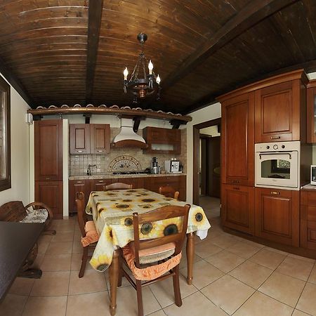 Borgo Dei Sensi Acomodação com café da manhã Casumaro Exterior foto